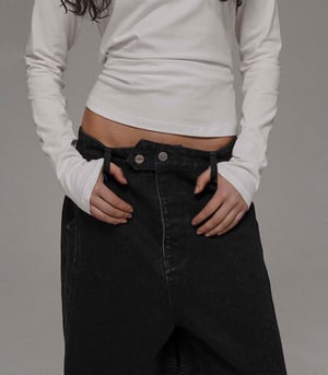 Image of PROTÉMOA - Raven Jeans