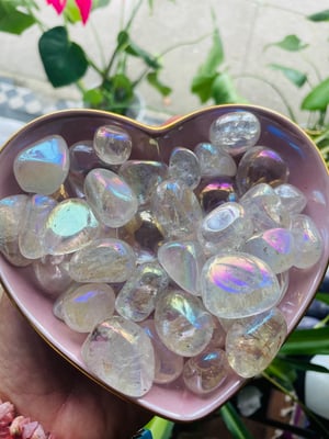 Image of Aura Quartz Tumble