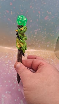 Image 1 of D20 green dragon pen
