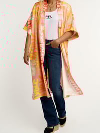 Image 4 of KIMONO DIME QUE TODO ES POSIBLE 