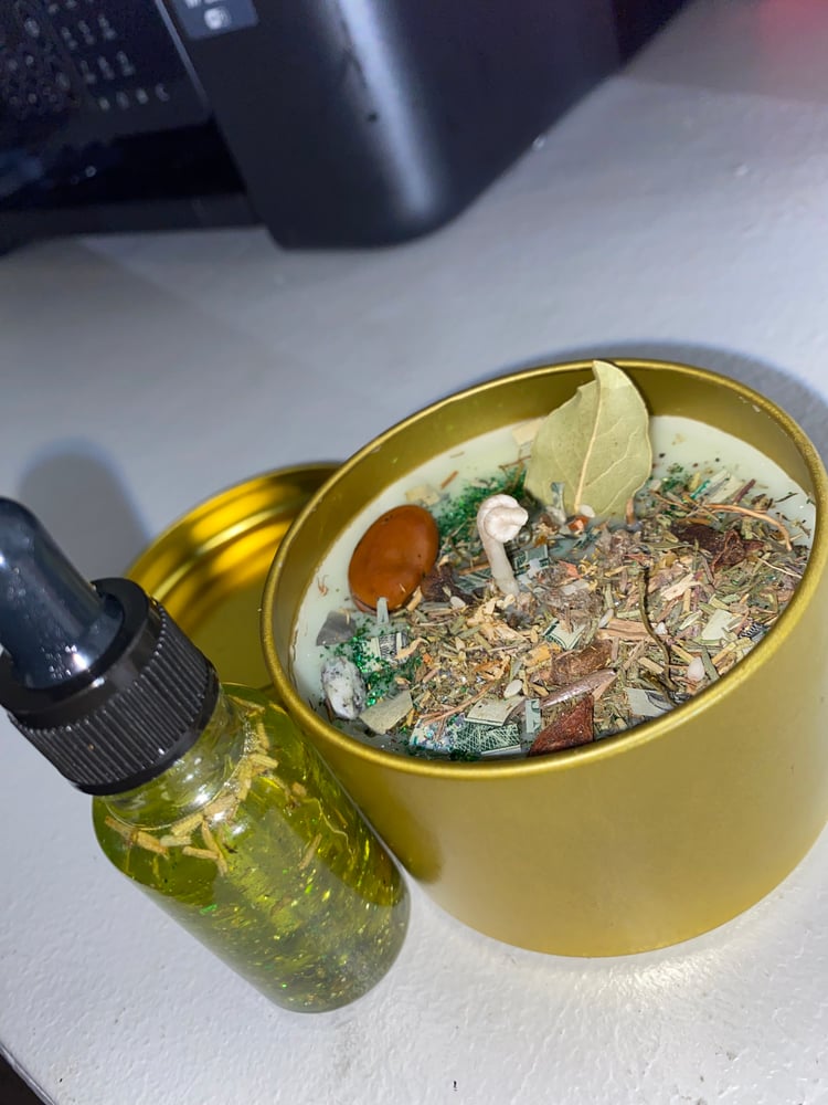 Image of 𝓘𝓷𝓯𝓪𝓶𝓸𝓾𝓼 $𝓱𝓶𝓸𝓷𝓮𝔂 𝓒𝓪𝓷𝓭𝓵𝓮💵✨