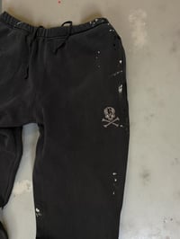 Image 2 of SKULL LOGO SWEATPANTS -OIL WASH