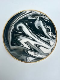 Image 4 of Platter marbled 