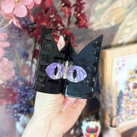 Image 7 of Cult of The Lamb Crown Claw Clip 