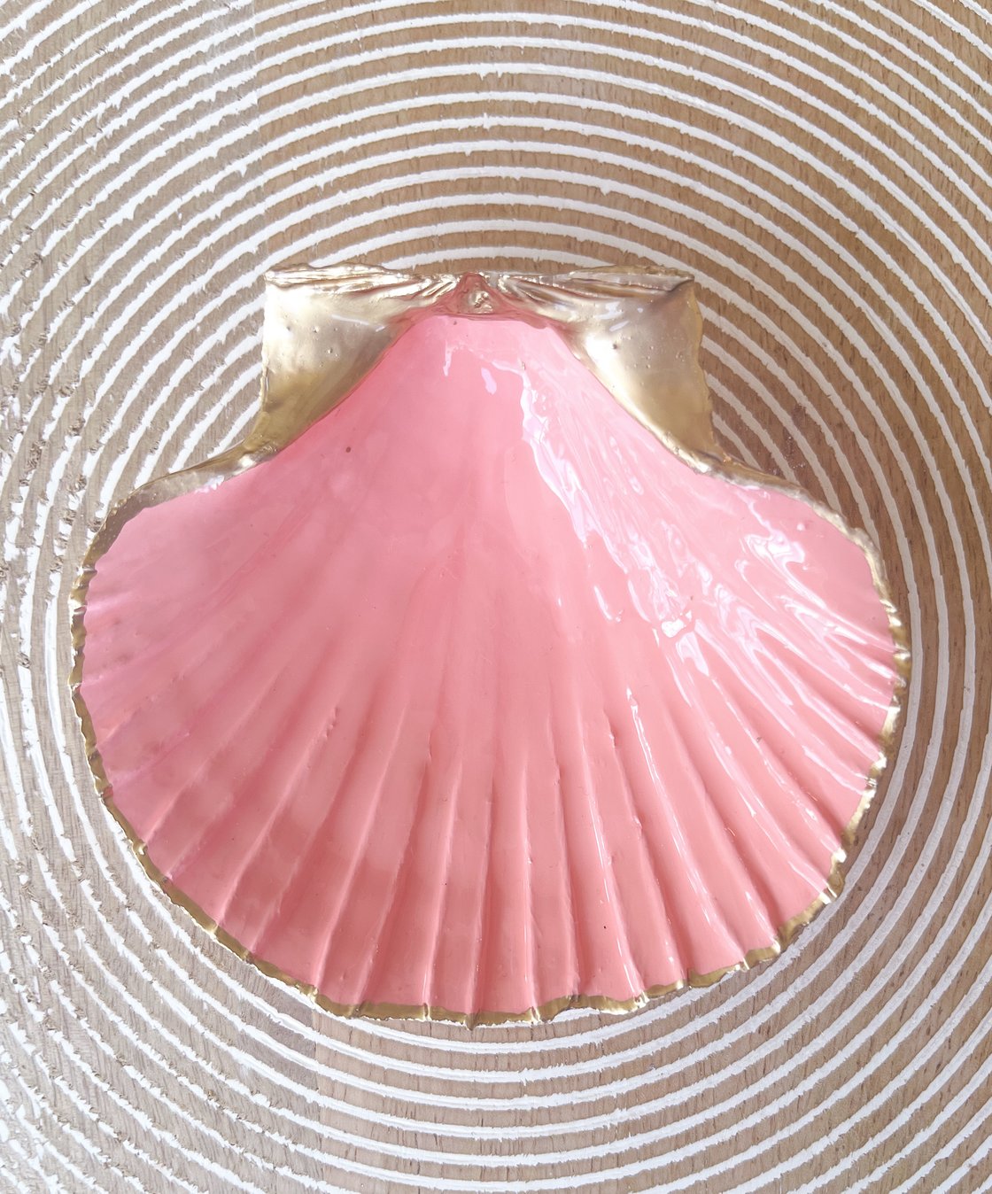 Image of Peachy Pink Medium Trinket Shell Dish