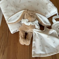 Image 1 of DOUDOU LAPIN MOTIF BRANCHE