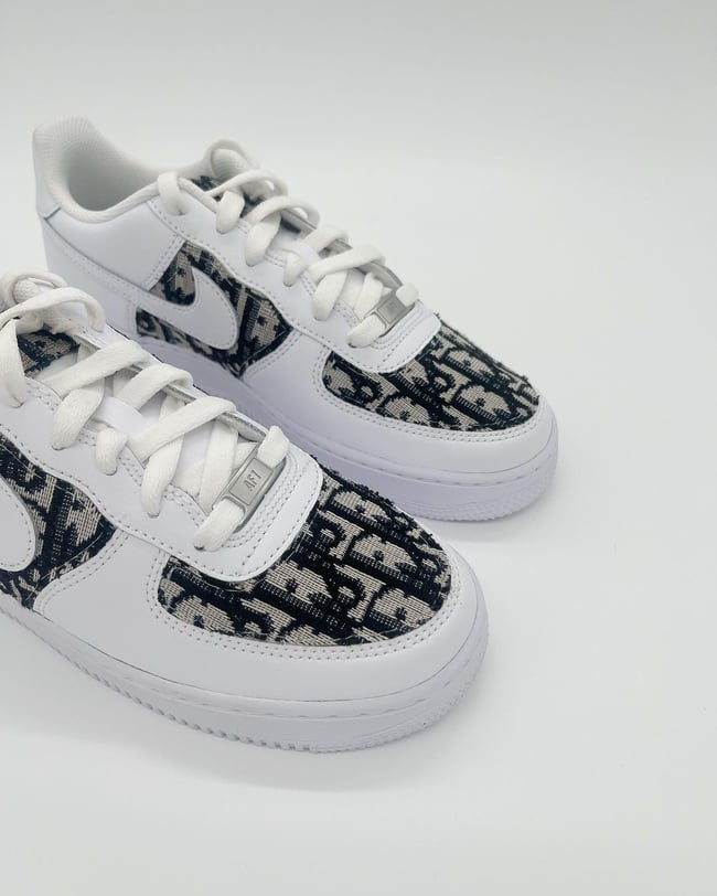 ‘BLACK VINTAGE CD’ AF1’s 