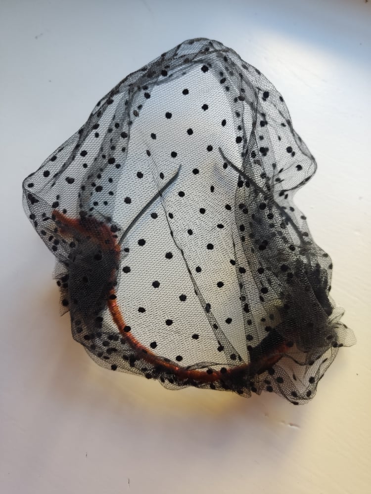 Image of Cerchietto veletta tulle pois Halloween 