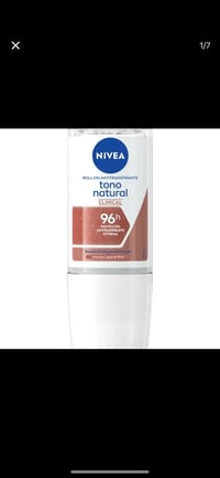 Image 1 of Nivea Tono Natural Clínico Aclarador- 95% pura Vitamina C 