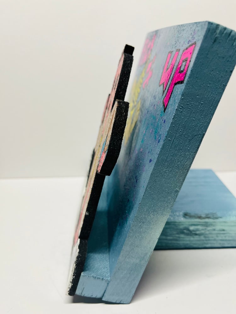 Image of Hot mustard dog plug