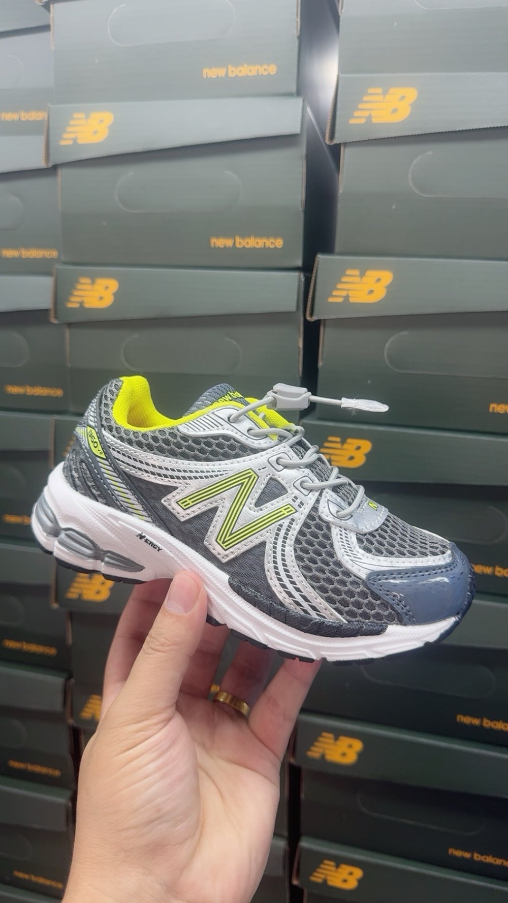 Image of NEW DROP VOLT STYLE 8C-5Y