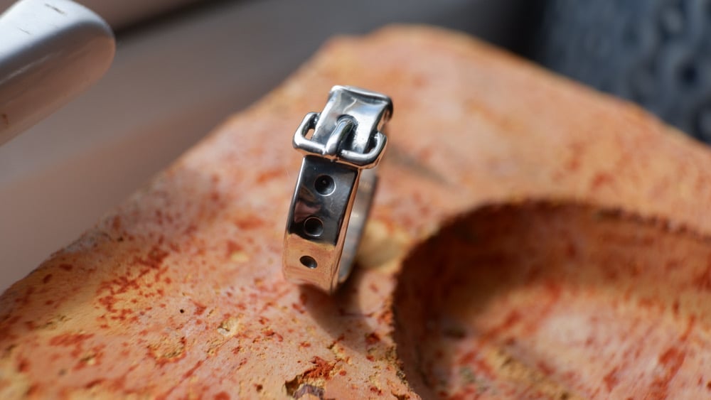 Image of Belt Buckle Ring
