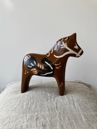 Image 1 of DALA HORSE 002