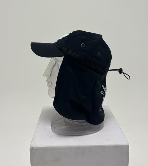 Image of @La  🥷🏿 Cap blk