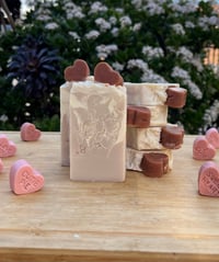 Image 3 of CREAMY CACAO LOVE.  Oats Milk Soap / Jabón de Leche de Avena