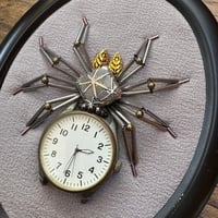 Image 1 of Watch spider (b, 4.5 x 6 inches)