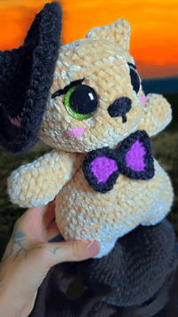 Image 1 of This bewitching kitty