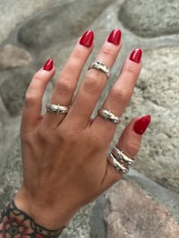 Image 1 of Wide Band Cross