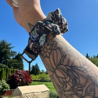 Image 3 of Scrunchie Keychain | 4