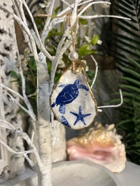 Sea Turtle Oyster Shell Ornament O106