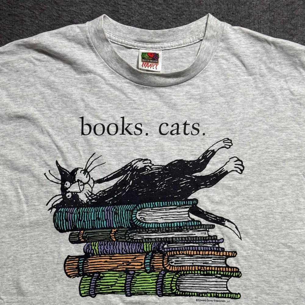 Image of 1990s Books. Cats. Life is Good Graphic Tee (L)
