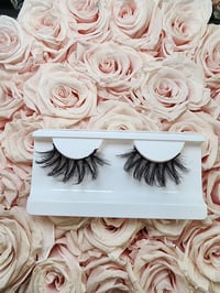 Image 1 of Halo Lashes