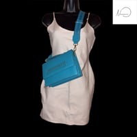 MINI GET IN YA BAG (AQUA BLUE)