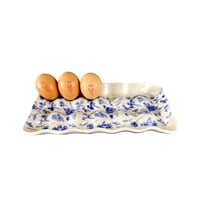 Image 4 of Blue Floral Farmhouse Chicken Egg Tray 18 Capacity 