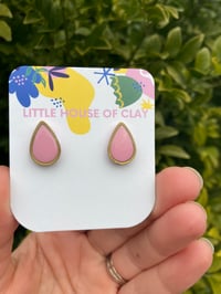 Image 3 of TEARDROP STUDS - Pink