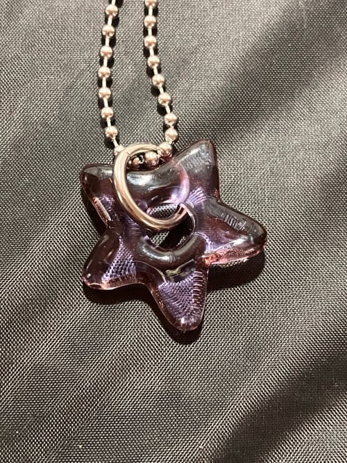 Image of outlined star