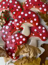 Red mushroom 
