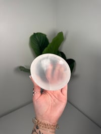 Image 2 of SMALL ROUND SATIN SPAR BOWLS