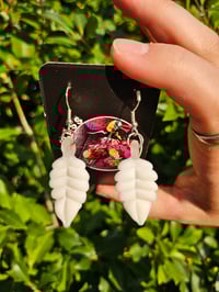 Image 4 of Lotus White Earing Set