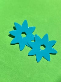 Image 8 of Sunny (Click For More Colors) 