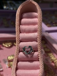 Corazon ring