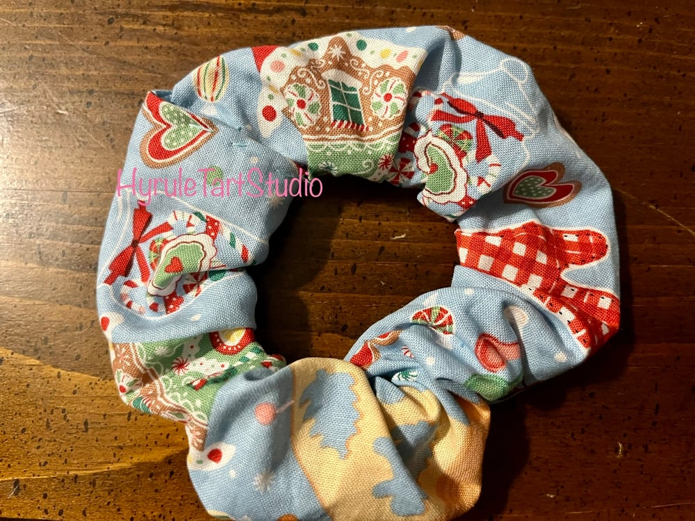 Christmas Cookie Scrunchy