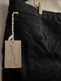 Image 5 of New Sz 22W Universal Threads Black denim shorts #1117*1.2