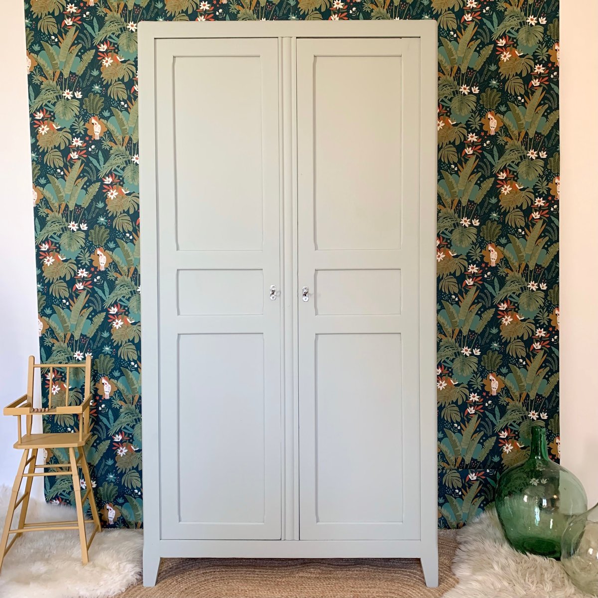 Image of VENDUE/SOLD OUT Armoire Parisienne Wild