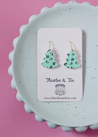 Image 2 of Noelle Dangles Holly Print - 586