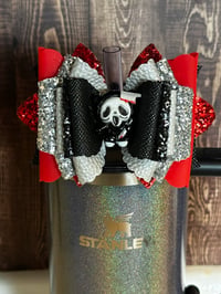 Image 2 of Halloween Scary Movie Figure Tumbler Straw Topper Bow