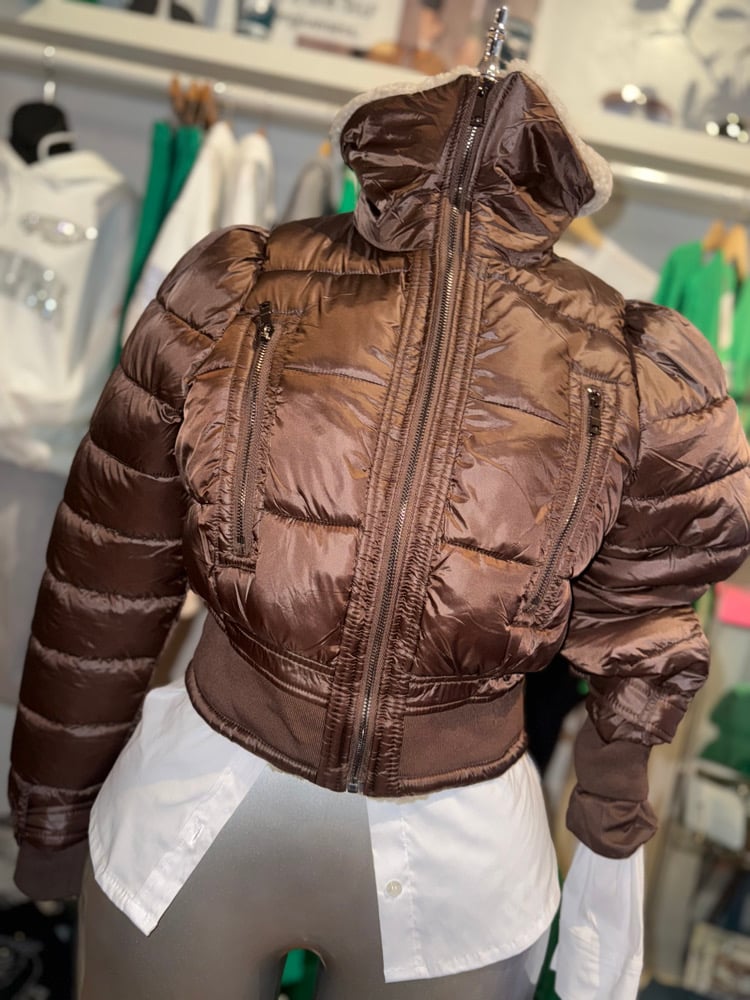 Image of The Cocoa Cloud Puffer