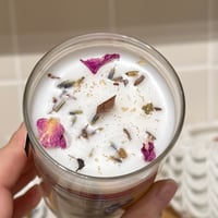 Image 2 of cucumber melon scented fruit candle