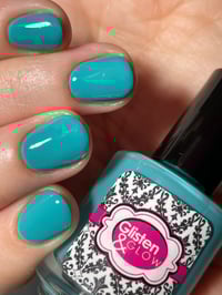 Image 13 of Glisten & Glow Gummy Sharks