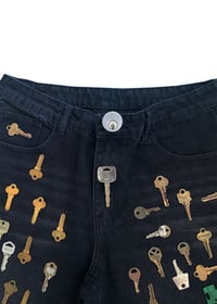 Image 4 of Key Shorts