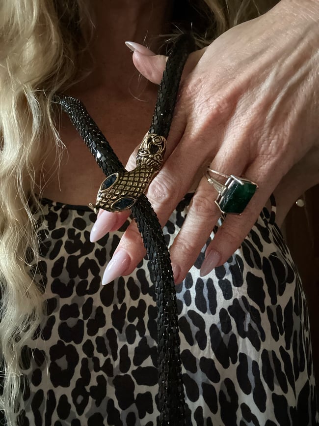 70s black mesh snake necklace or belt w blue gemstone eyes