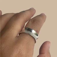 Image 3 of sin miedo silver ring