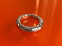 Image 1 of Bague organique lune - Classiques