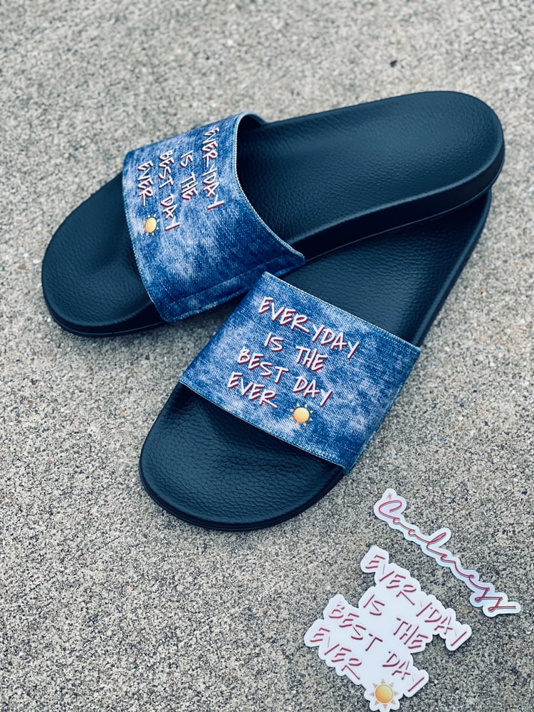 Image of Everyday Is The Best Day Ever ☀️ Slides