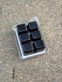 Image 2 of Race Day | Soy & Beeswax Melt