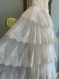 Image 16 of 1950s Tiered Elegance 